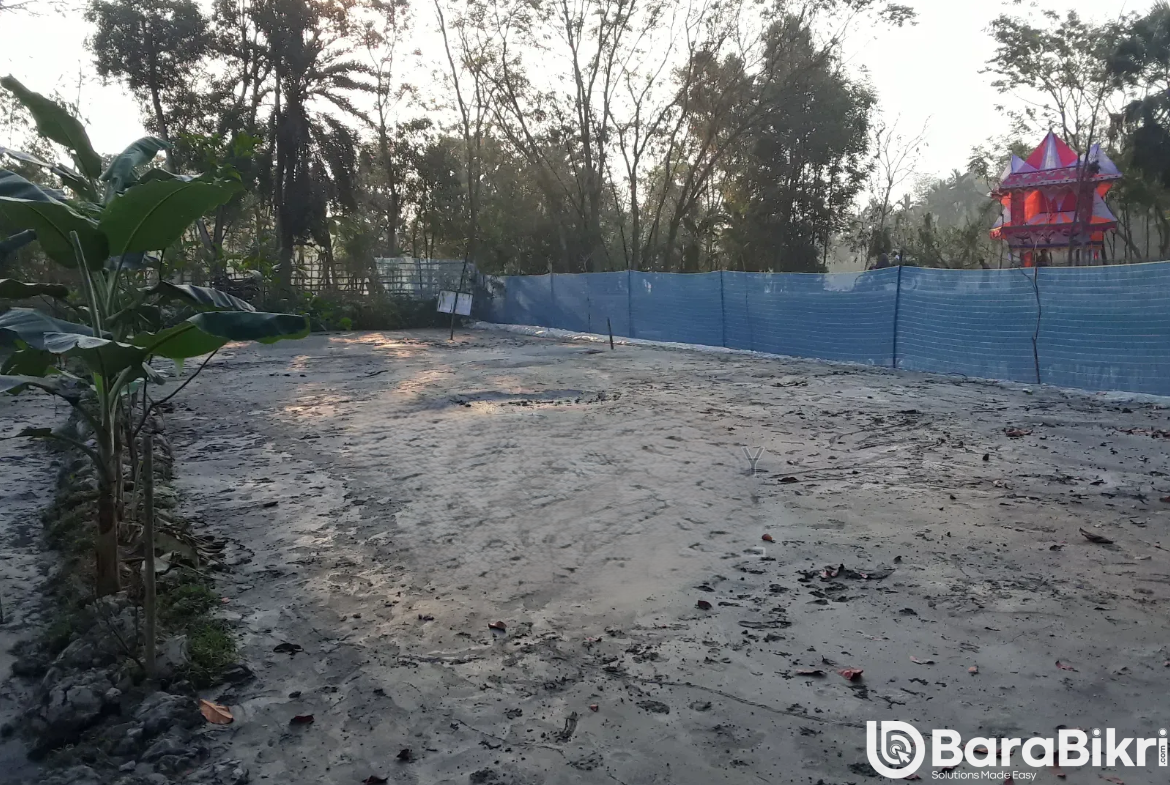 Agricultural plot under 5k