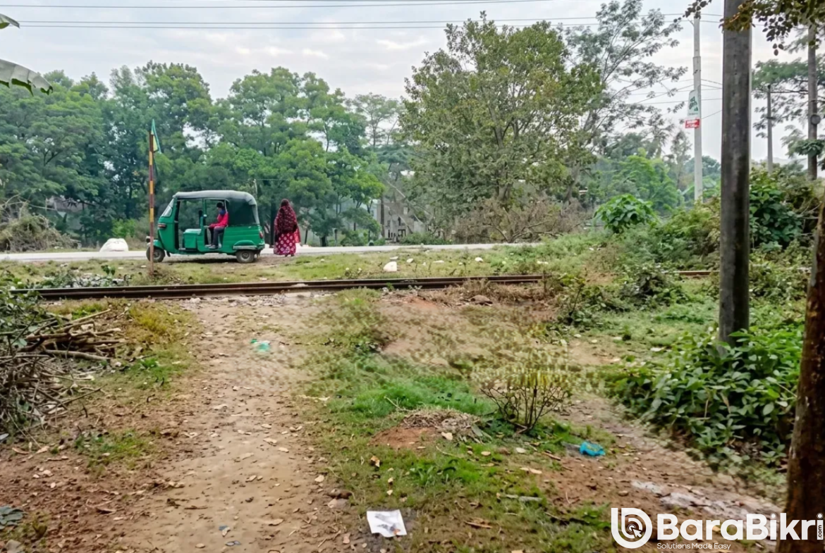 Property near Humayun Rashid Chattar