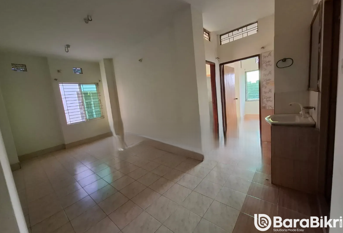 3 bedroom flat for rent in Dhaka with line gas within 12000 BDT
