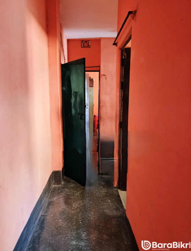 Flat near Dhaka-Chittagong highway