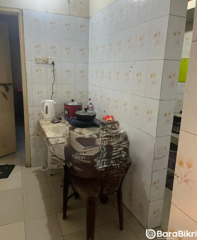 east Jurain Flat Rent