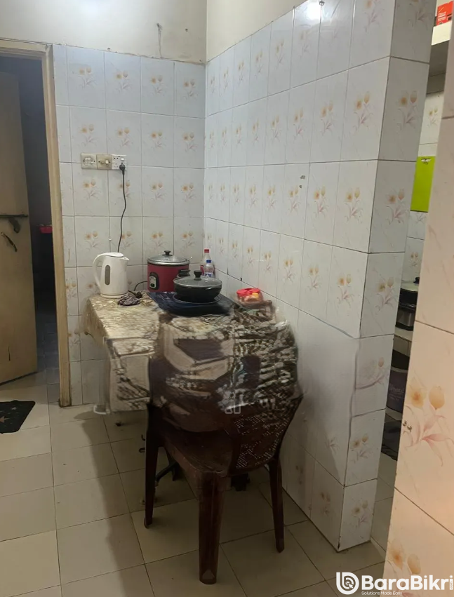 east Jurain Flat Rent