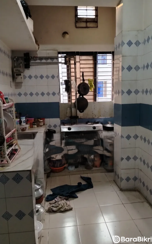 small family sublet in Mohammadpur