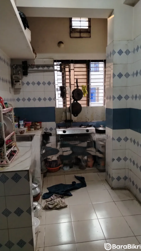 small family sublet in Mohammadpur