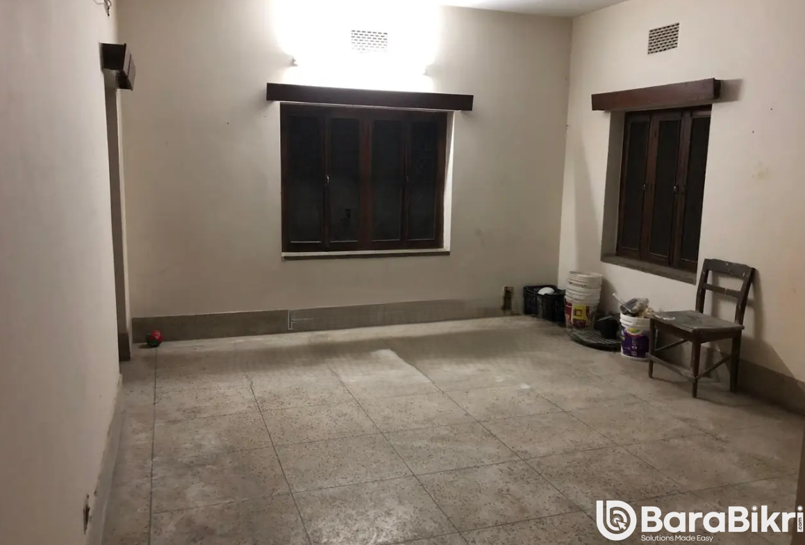 Office space with Titas gas in Dhaka