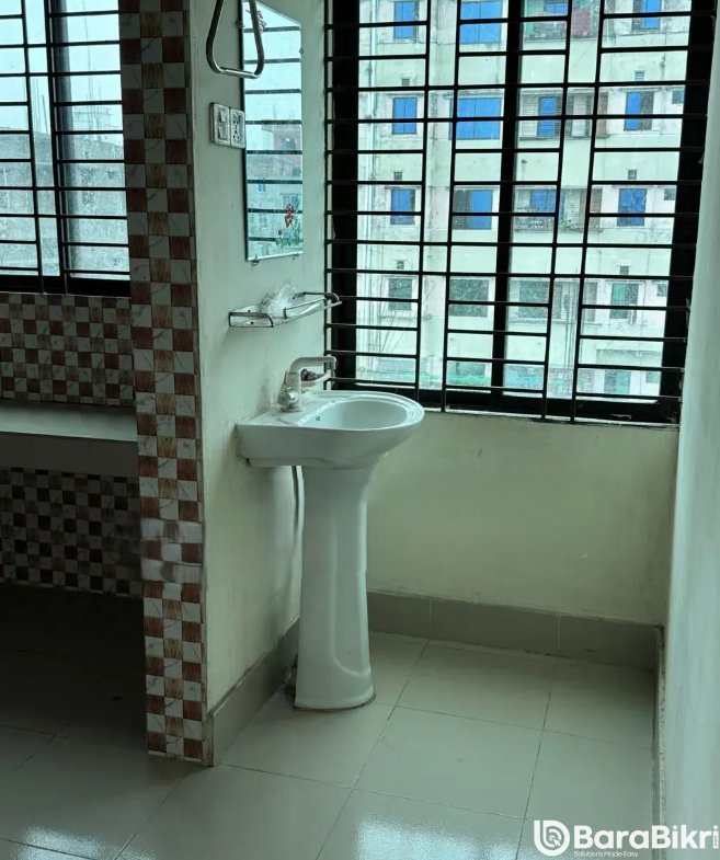 Flat for rent in Matuail Adoshonogor