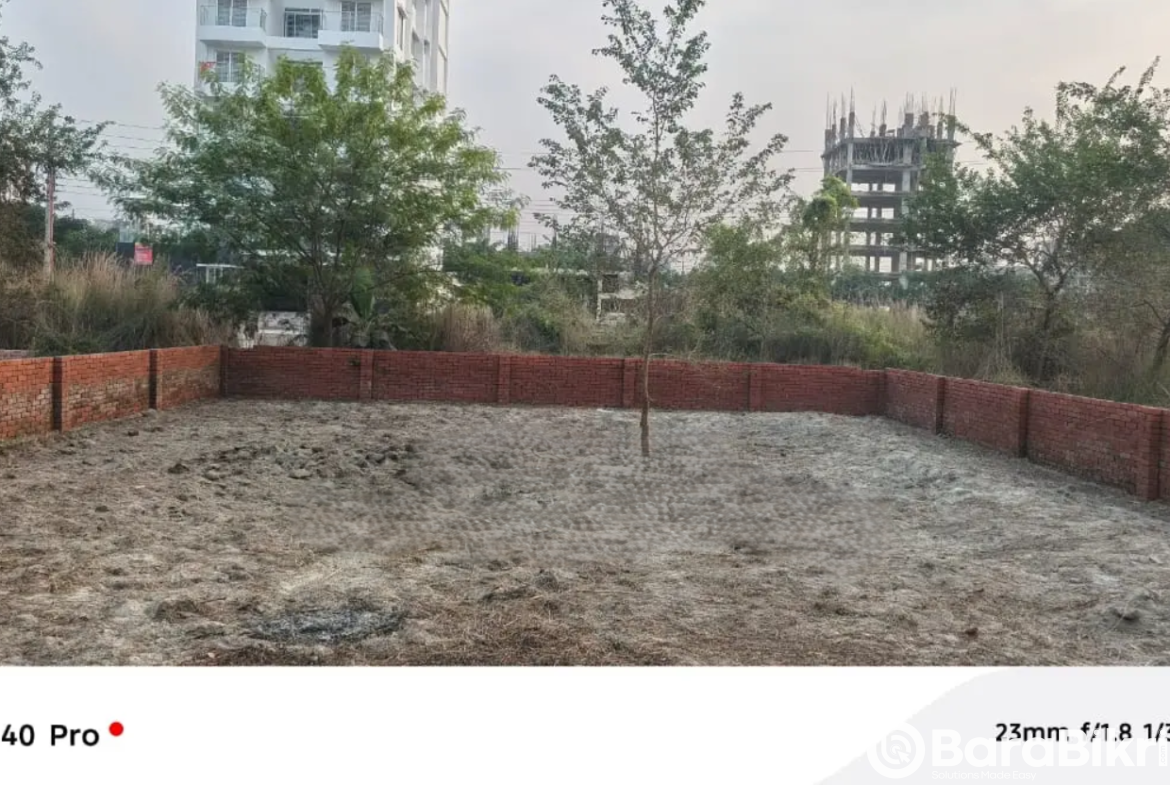 Plots for sale in Bashundhara Block P