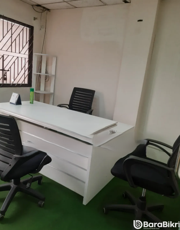 Commercial office space rent in Dhanmondi