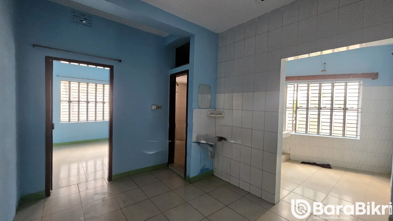 Cheap 3 bedroom flat rent in Shewrapara under 15000